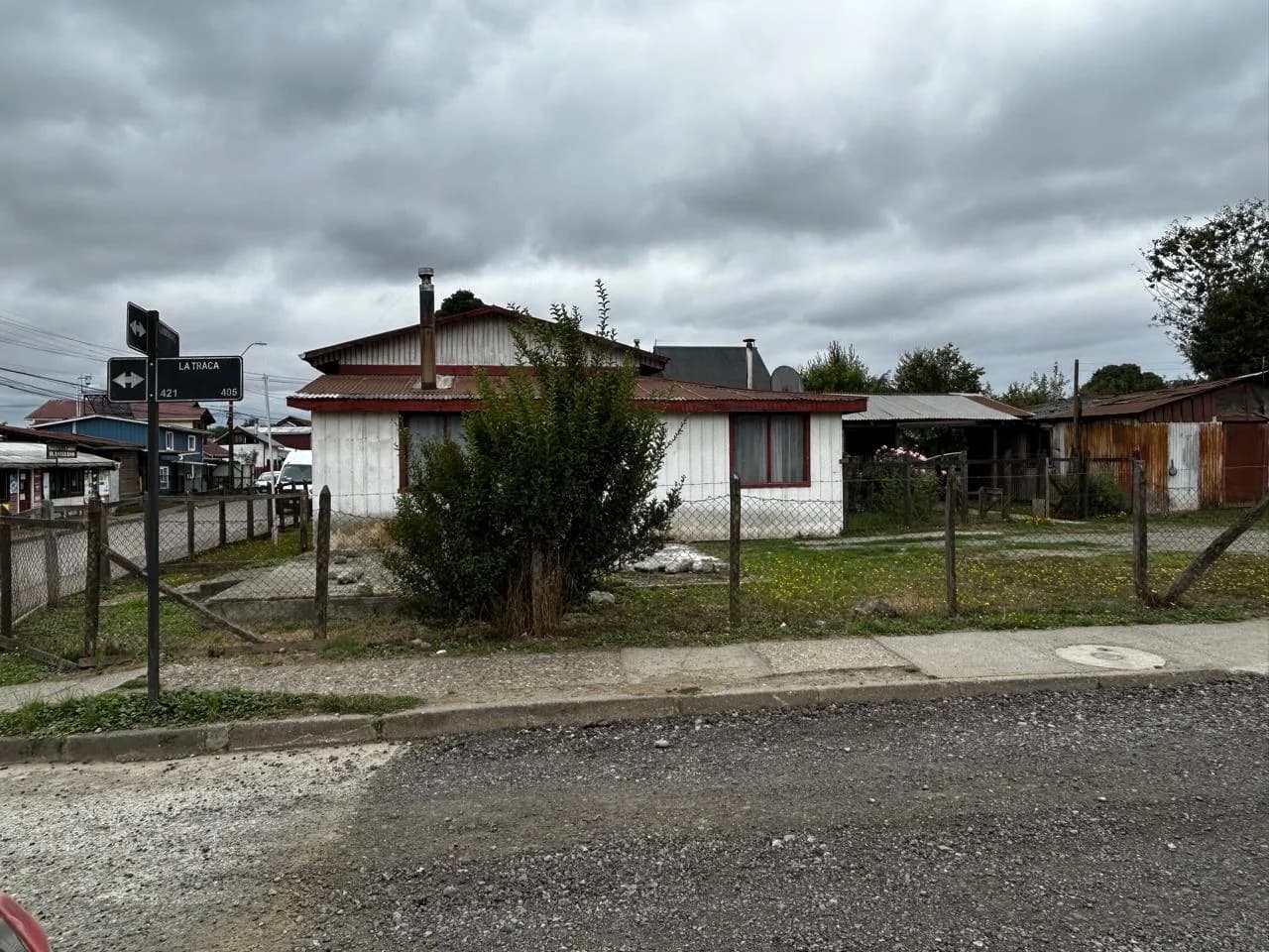 Casa con amplio terreno y galpón en Máfil — fotografía 3 de 8