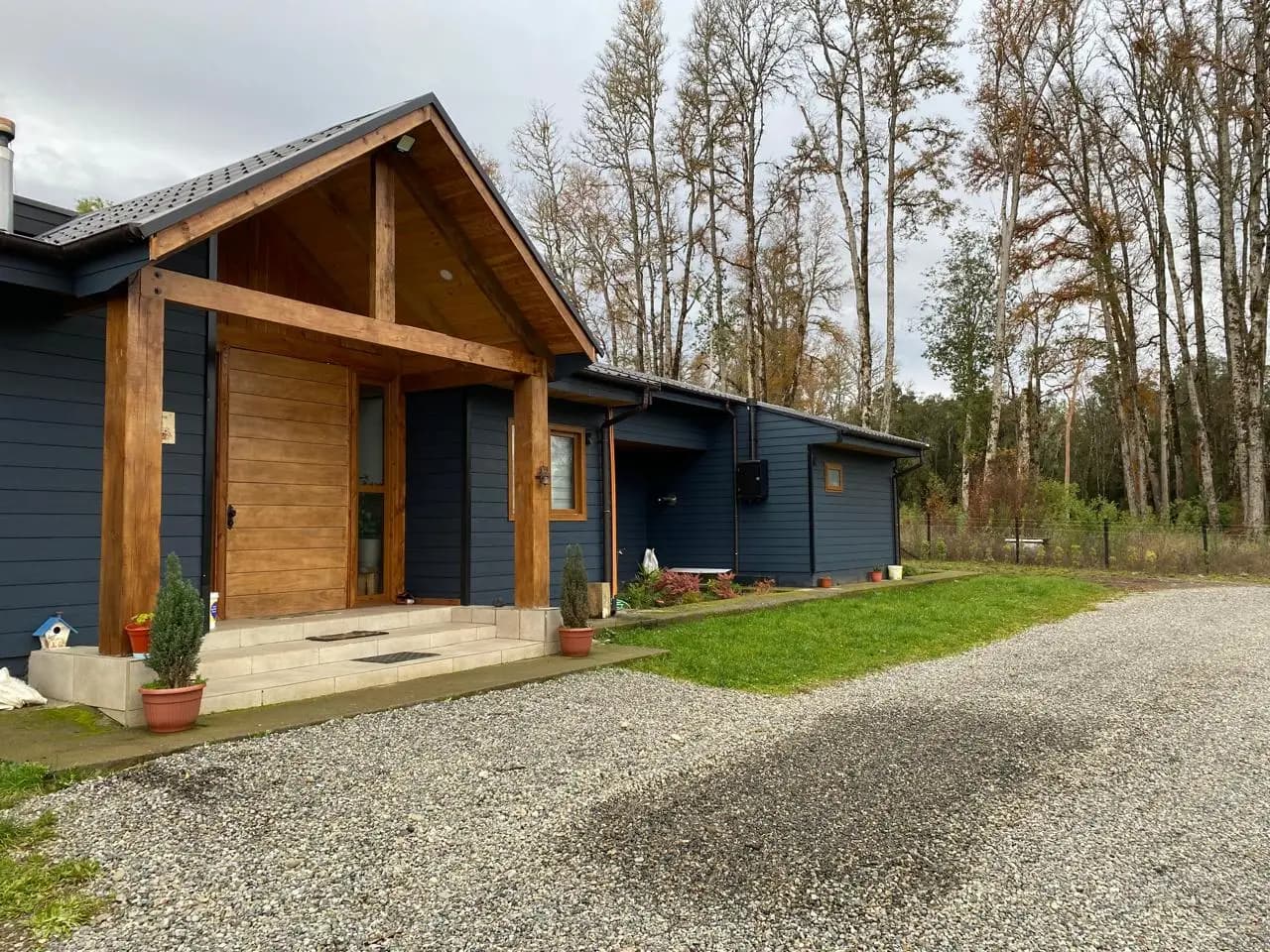 Casa en parcela al norte de Valdivia — fotografía principal