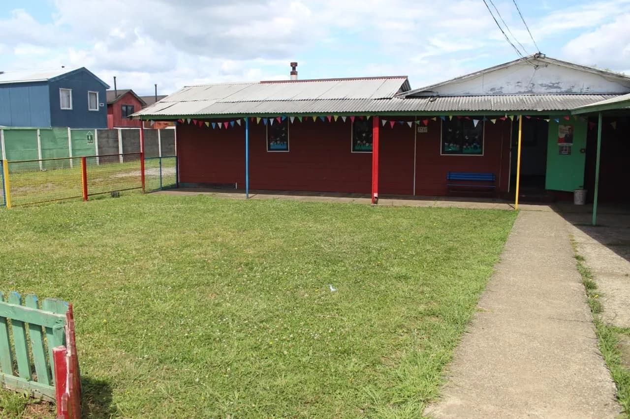 Propiedad de uso educacional en Valdivia — fotografía principal